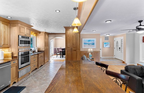 Morehead City House | Shoreline Estate-5BR Pool Retreat w/Chef's Kitchen