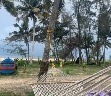 Mararikulam Bed & Breakfast | Shoreline Marari Beach Villa at Golden Beach Mararikulam