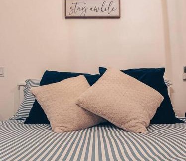 Harrow Apartment | Shores of Erie Hideaway (Single Level Studio Apartment)