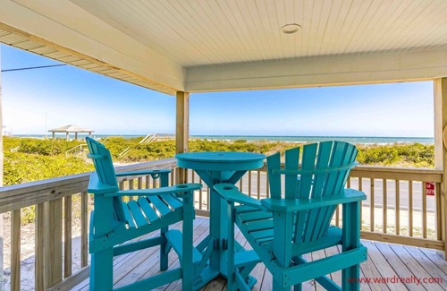 Surf City House | Shoreside Cottage - Classic 2 BR Beauty - Amazing Views from Covered Porch! Dog