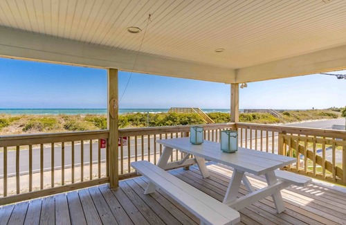 Surf City House | Shoreside Cottage - Classic 2 BR Beauty - Amazing Views from Covered Porch! Dog