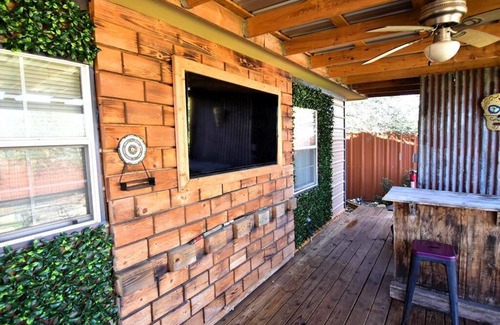 Alpine House | Short's Landing at 505 West. Murphy