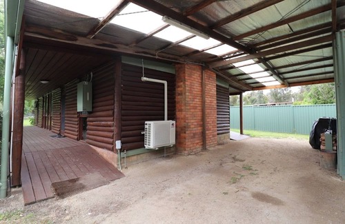Mallacoota House | Short walk to beaches and town centre