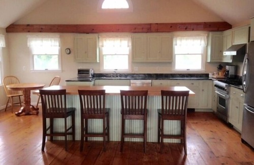 Surfside House | Short walk to best beach in Nantucket - great family house