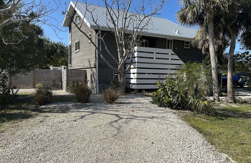 Heron's Landing House | Short walk to Bowman's Beach, 3 BR Home with Private Pool