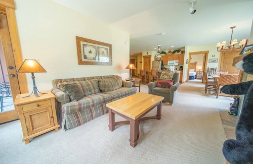 River Run Condo | Short Walk to the Gondola! Ground floor condo