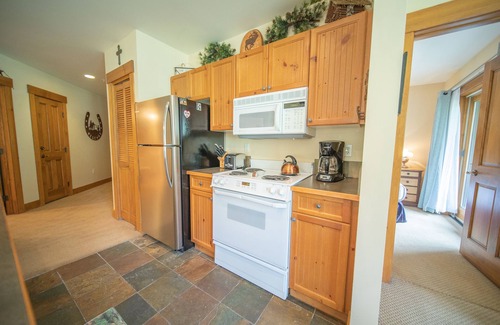 River Run Condo | Short Walk to the Gondola! Ground floor condo