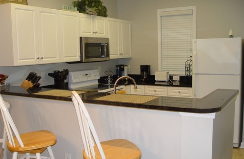 North Myrtle Beach Condo | Short Walk To The Beach,Sleeps 7, 1st Floor,Golf Cart,Crib,HighChair,BeachChairs