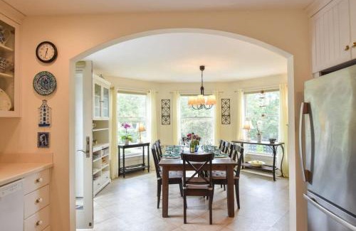 East Orleans House | Short Walk to Water