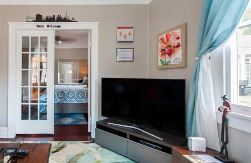 Treme Apartment | Shotgun Craftman House with Private Patio