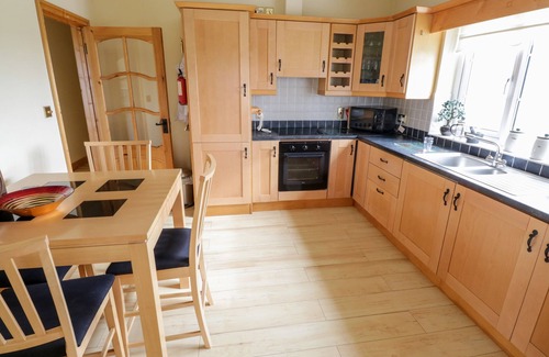 Saula Cottage | SHRAIGH BEACH, family friendly in Belmullet, County Mayo