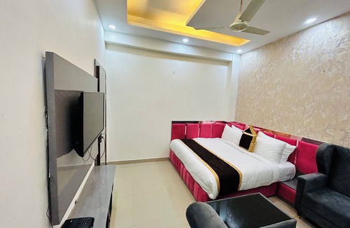 Faridabad Hotel | Shree Jee Hotel