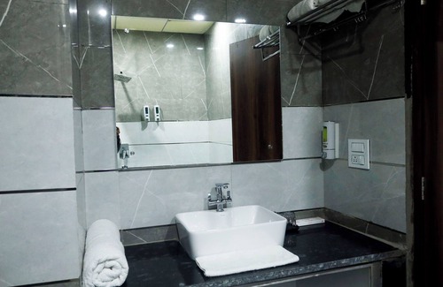 Faridabad Hotel | Shree Jee Hotel