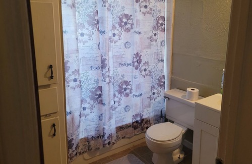 Highland Historic District Apartment | Shreveport Lovely 2 bedroom apartment near LSU