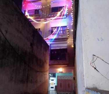 Varanasi House | Shri Cottage