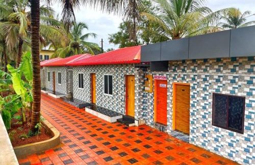 Murudeshwara Hotel | Shri Ishwari home stay Murdeshwar