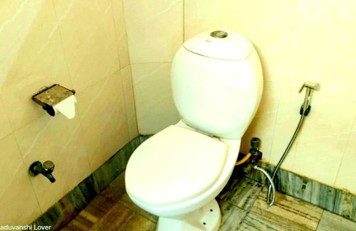 Varanasi House | Shri Kunj Hotel and Home Stay