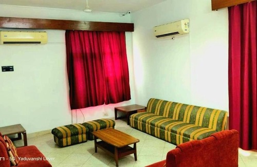 Varanasi House | Shri Kunj Hotel and Home Stay