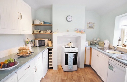 Kessingland Cottage | Shrimp Cottage - E5415
