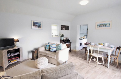 Kessingland Cottage | Shrimp Cottage - E5415