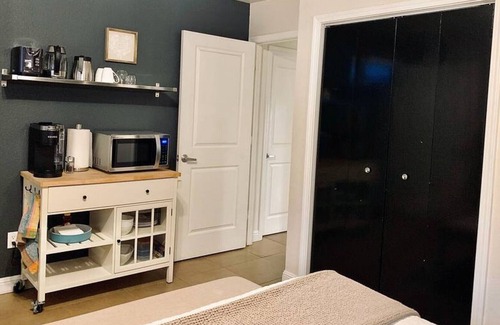 Carmichael Condo | Shurwin 3 · Carmichael Sacramento: Garden Suite!