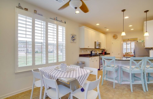 Millville House | Shuttle to Beach: Millville Townhome w/Porch