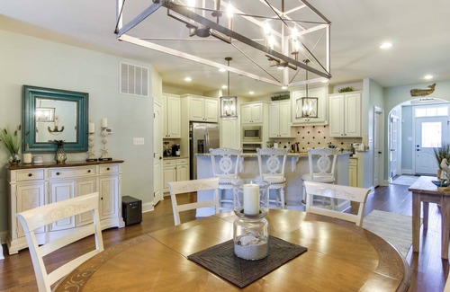 Ocean View House | Shuttle to Beach: Ocean View Home w/Patio