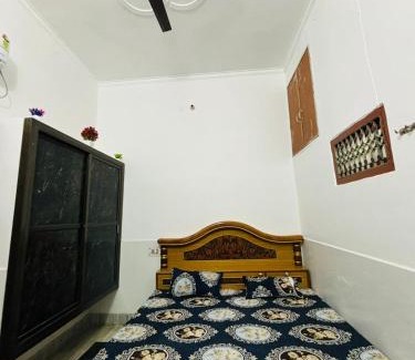 Faizabad House | Shyam Homestay- Twin Room With Private Bathroom