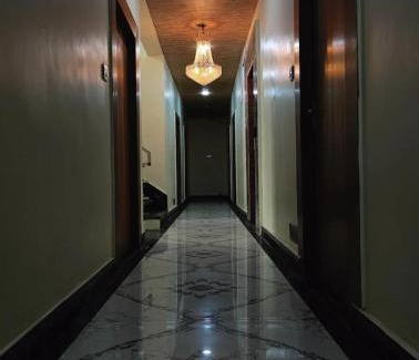Allahabad Hotel | Shyam Shakti Villa