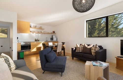 Lake Hayes Apartment | Sicilia Apartment | Lake Hayes Haven