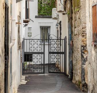 Kalsa House | Sicily Bed' House