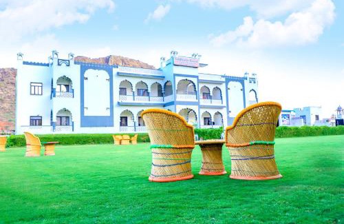 Pushkar Resort | Siddarth Resort - Mountain View with Pool