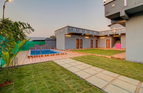 Lonavala House | Siddhi Holiday is providing accommodation service from 10+ years in Lonavala.