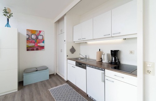Sierksdorf Apartment | SIDO - Steep coast - 1-room apartment with private beach access