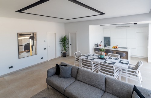 Playa del Ingles Villa | "Siena" in the heart of Playa del Ingles, 10 minutes walk from the beach.