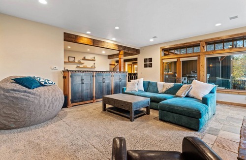 Truckee House | Sierra Vista Haus- Truckee/Tahoe- Relaxing Mountain Retreat