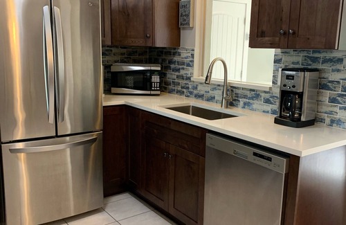 Siesta Key House | Siesta Breeze Beach House: 3bed/3bath - Pool-stroll To Beach Or Village!