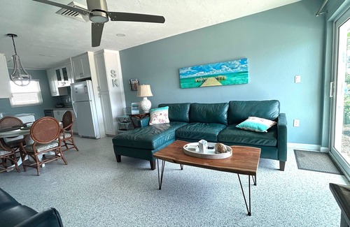 Siesta Key Condo | Siesta Key GULF SIDE #95 - Serene Private Condo, 3 Pools, Jamaica Royale