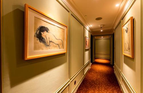 Little Japan Hotel | Signature by M Village Hai Bà Trưng