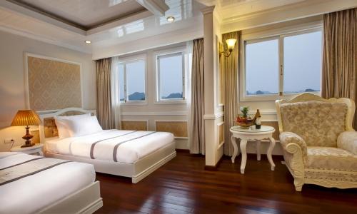 Bai Chay Boat Rental | Signature Halong Cruise
