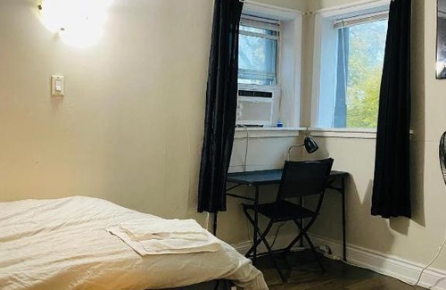 Oakridge Apartment | Signature IIII Suite Space Share room