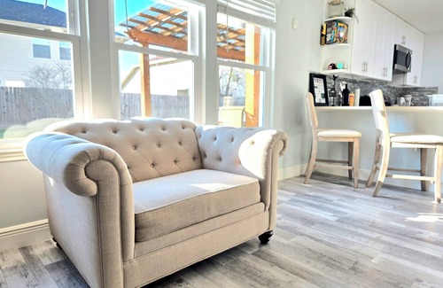 Central Southwest House | ★Signature Retreat★ Prime Location- 15 Min Everywhere