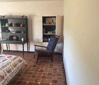 Mormoiron Bed & Breakfast | Silence et Reconnexion