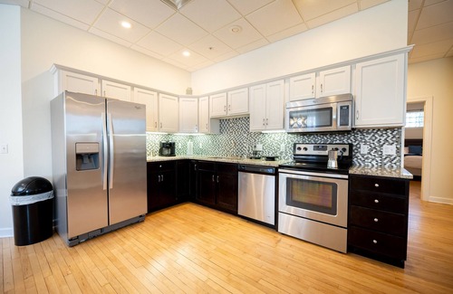 Saint Joseph Condo | Silver Beach & Main | Wineries | Rooftop Deck