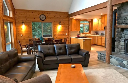 Maple Falls Cabin | Silver Lake Cabin #7 - Lake Front - H/T - Pets Ok