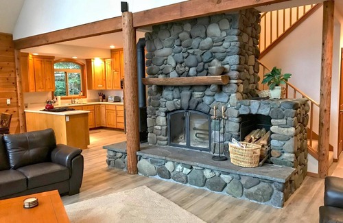 Maple Falls Cabin | Silver Lake Cabin #7 - Lake Front - H/T - Pets Ok