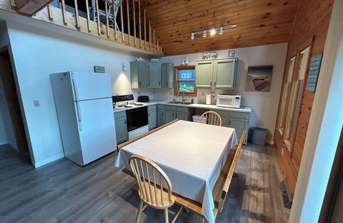 Wautoma House | Silver Lake Escape!