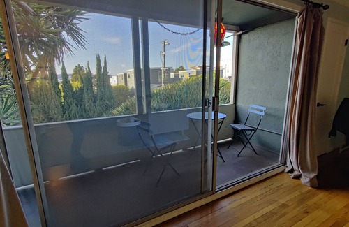 Sunset Junction Apartment | Silver Lake Hills near Sunset Junction