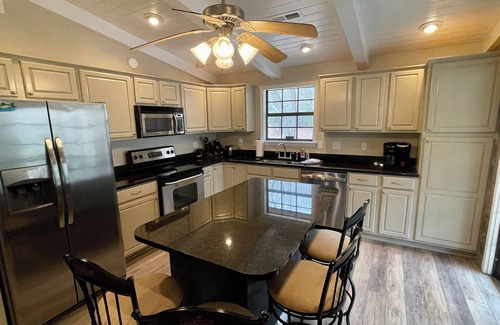 Robbinsville House | Silver's Snowbird Cabin