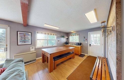 Pittsfield House | Silver Spring Chalet – Spacious 4BR Retreat in Killington Region, Pittsfield, VT, Sleeps 11